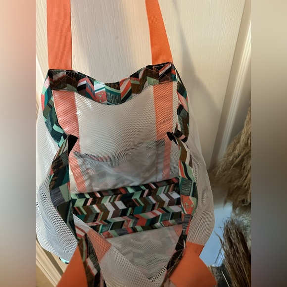 Kavu beach bag with insulated bottom cooler - Picture 2 of 2